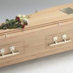 funerals-totnes-devon-wood-coffins-henley-oak-veneer