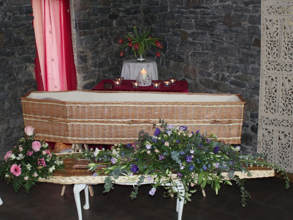 creating-personalised-farewells-bespoke-funerals